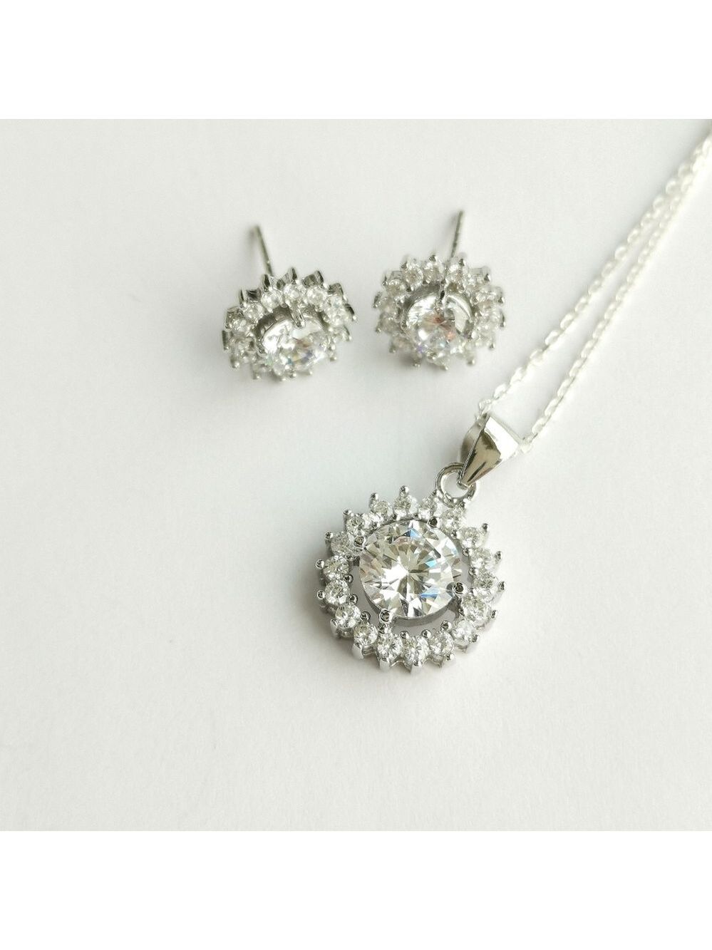 Sterling silver cz Sunflower pendant necklace earring set 🆕